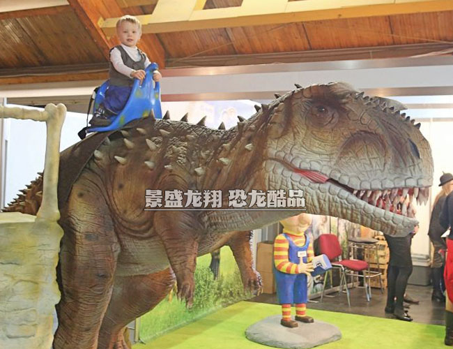 雙足仿真恐龍騎乘