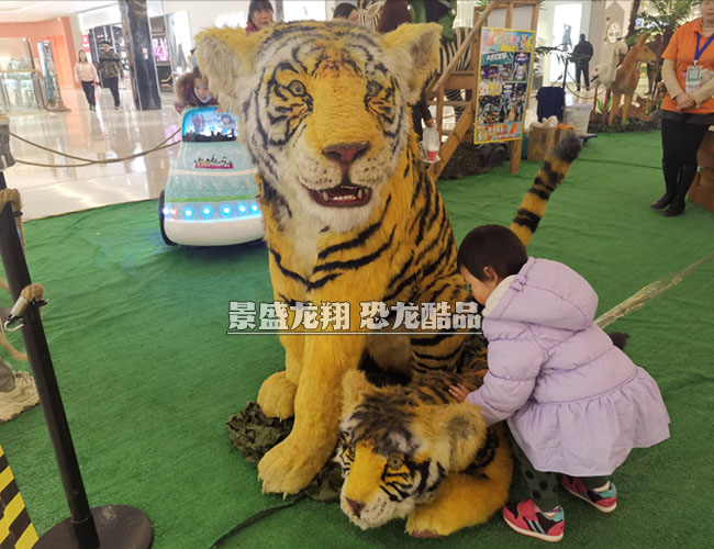 萬(wàn)達(dá)動(dòng)物展
